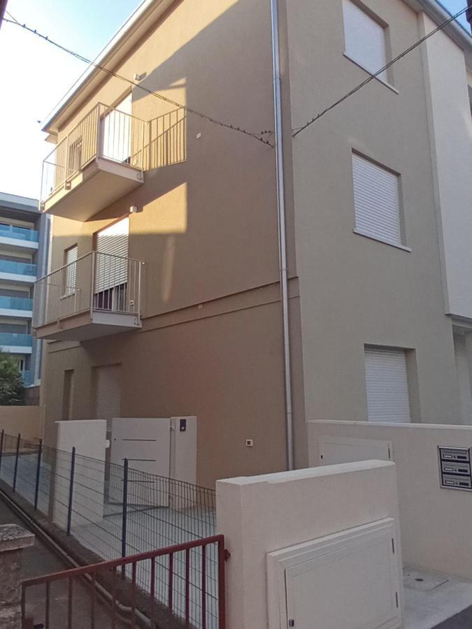 Casa Baso - Agenzia Caorle Appartement Buitenkant foto