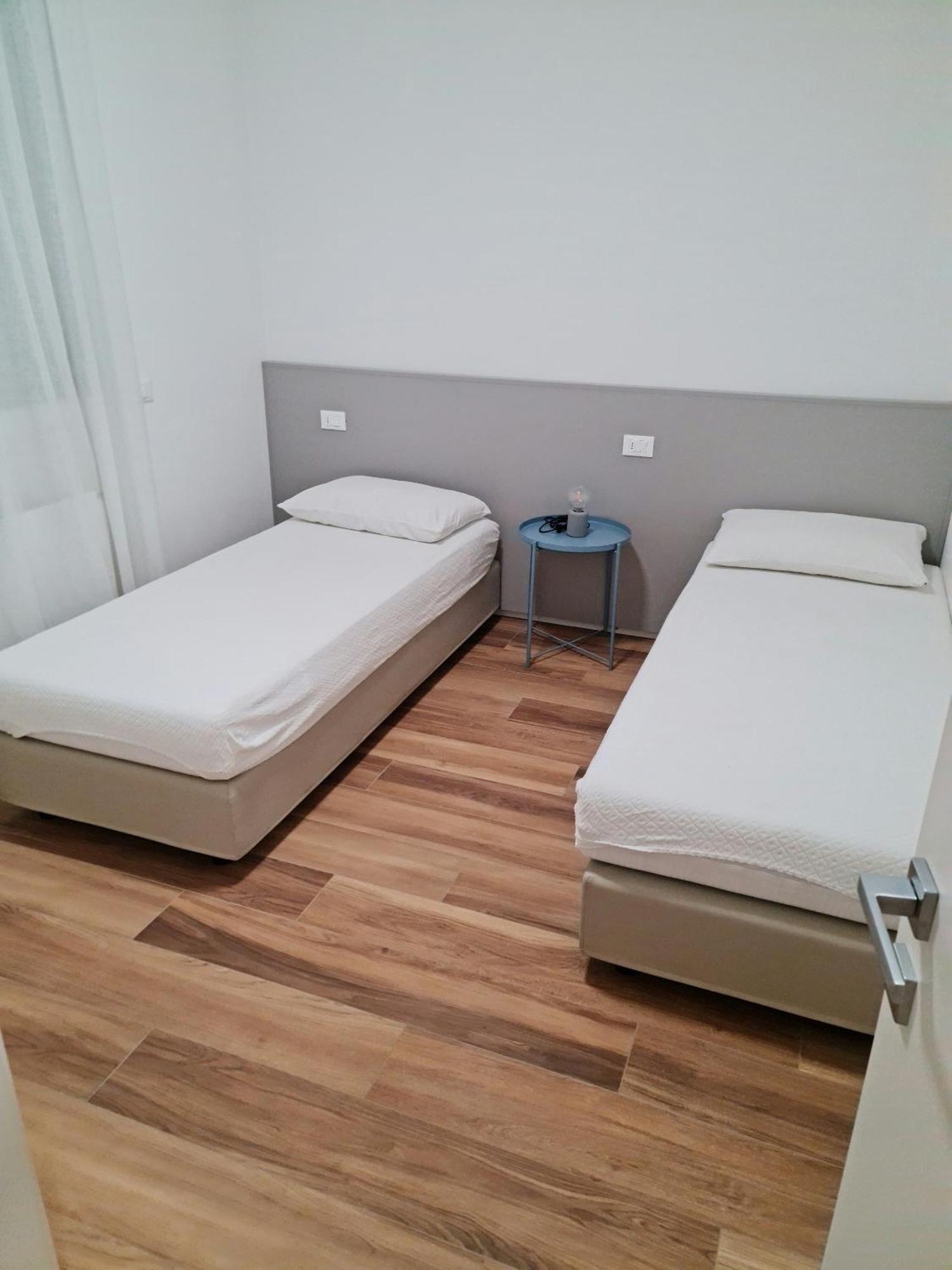 Casa Baso - Agenzia Caorle Appartement Buitenkant foto